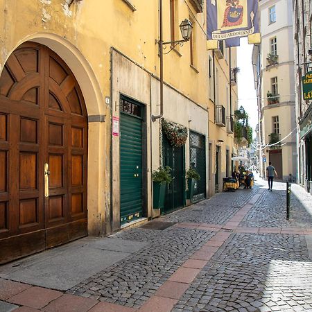 Dimora Dei Mercanti Suites Turin Bagian luar foto