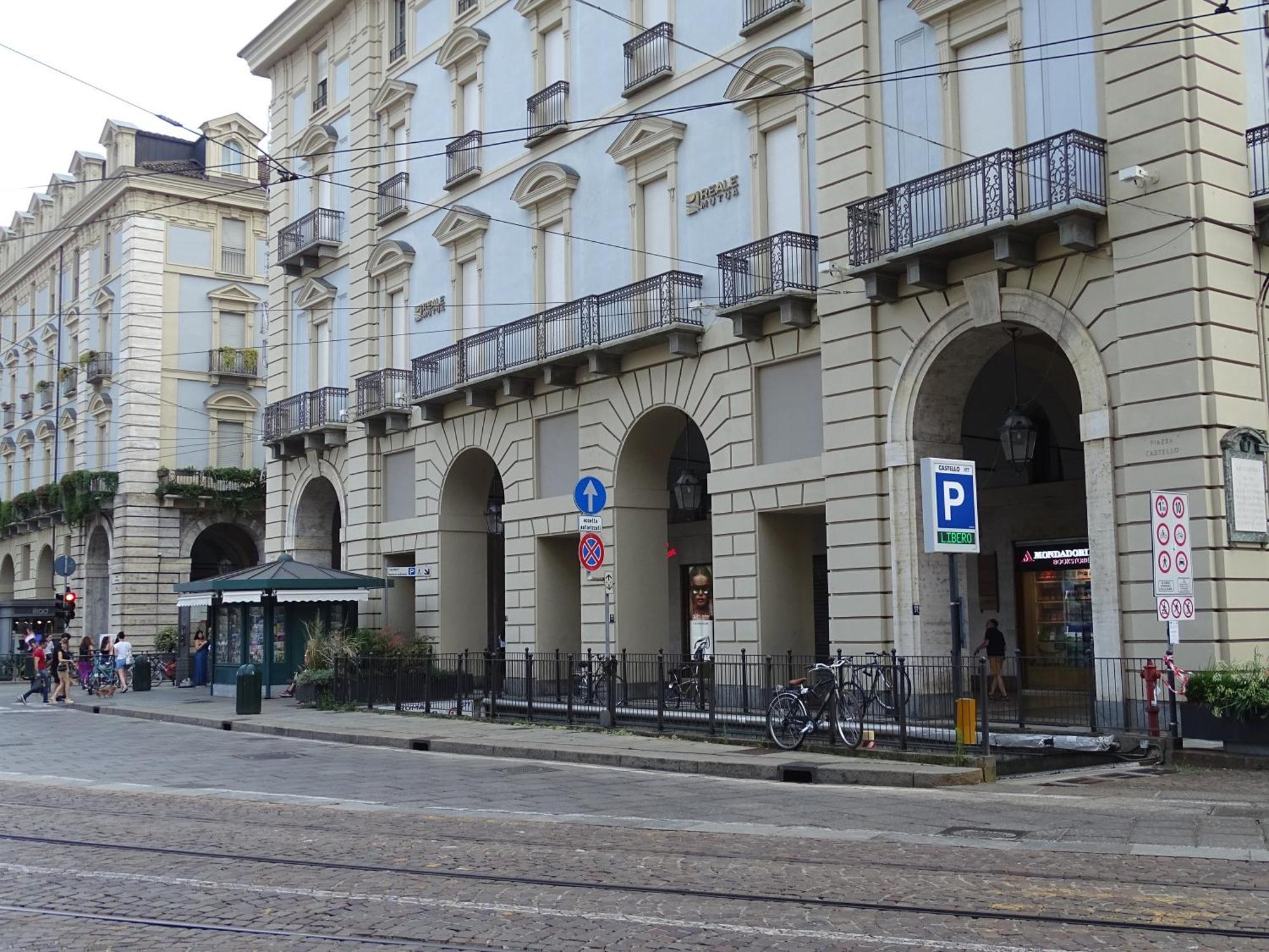 Dimora Dei Mercanti Suites Turin Bagian luar foto